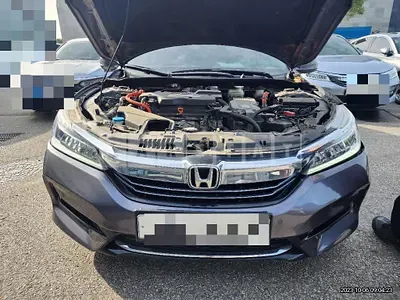 Photo 1 of 13: 2017 Honda Accord Hybrid, VIN JHMCR6650HC201699 — Korean insurance auction