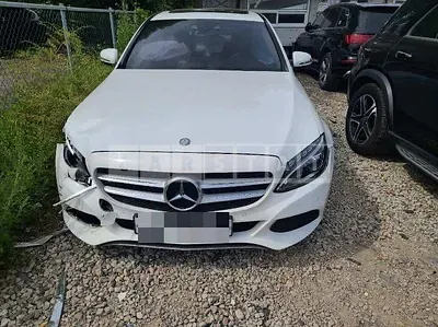Photo 1 of 14: 2015 Mercedes-Benz C220 d 4Matic, VIN WDDWF0FB0GF234766 — Korean insurance auction