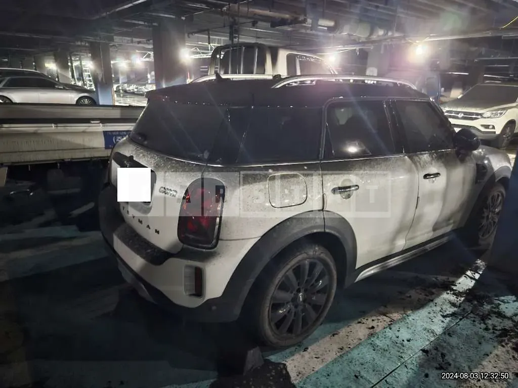 Photo 2 of 15: 2024 MINI Cooper Countryman — Korean insurance auction