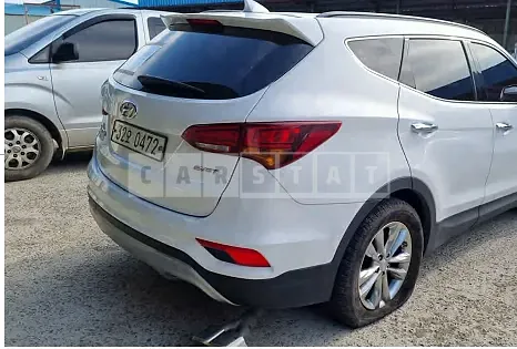 Photo 2 of 18: 2016 Hyundai Santa Fe, VIN KMHSW81UBGU655245 — Korean insurance auction