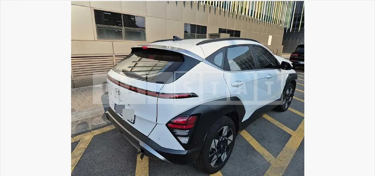 Photo 2 of 32: 2026 Hyundai Kona Hybrid — Korean insurance auction