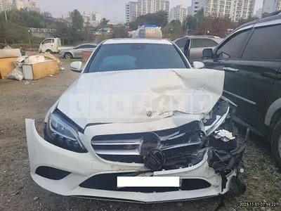 Photo 1 of 16: 2019 Mercedes-Benz C 220d, VIN WDDWF1EB3KR476496 — Korean insurance auction