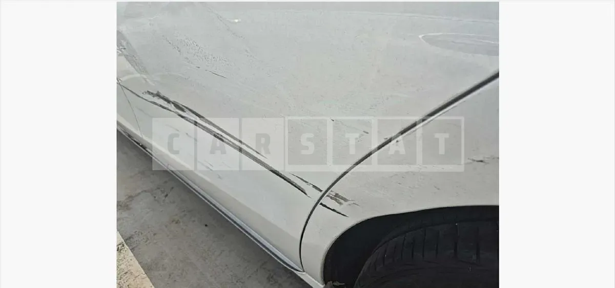 Photo 2 of 13: 2017 Mercedes-Benz E220 d 4Matic — Korean insurance auction