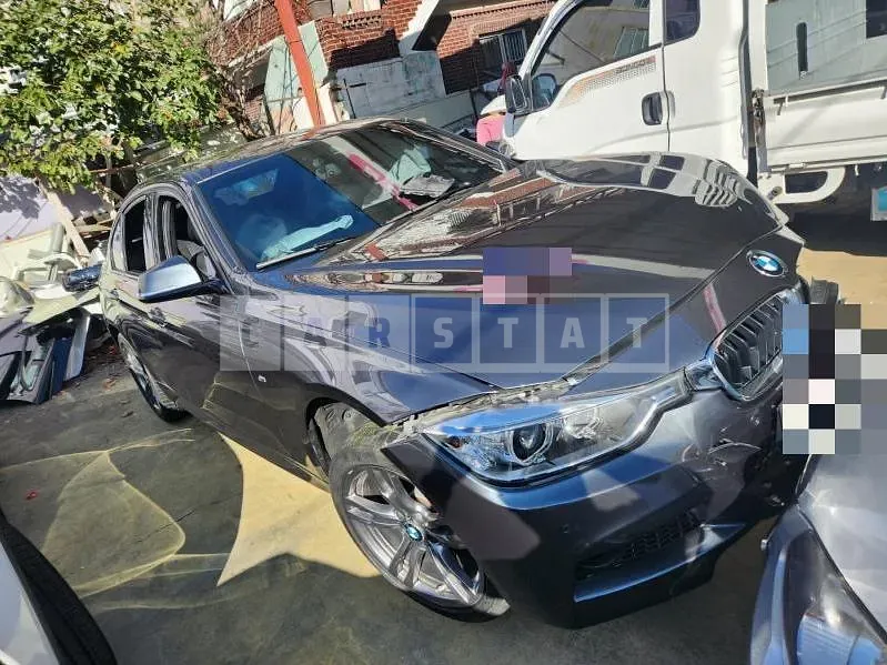 Photo 2 of 12: 2015 BMW 320d — Korean insurance auction
