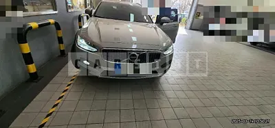 Photo 1 of 29: 2022 Volvo V90CCB5 AWD — Korean insurance auction