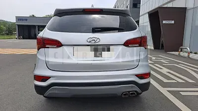 Photo 1 of 20: 2018 Hyundai Santa Fe 2.0 — Korean insurance auction
