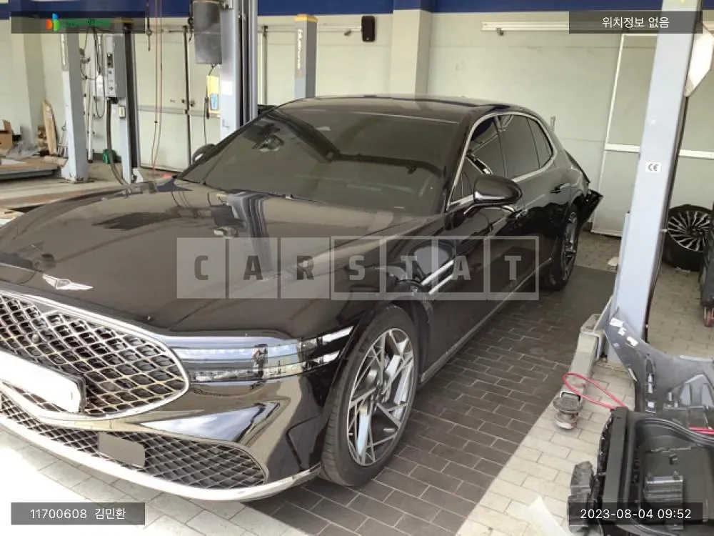 Photo 2 of 19: 2023 Genesis G90, VIN KMTFA41DDPU033424 — Korean insurance auction