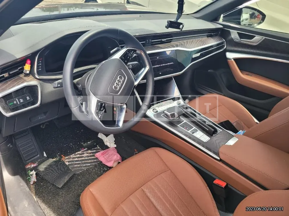Photo 2 of 81: 2022 Audi A6 45 TFSI quattro Premium, VIN WAUZZZF2XNN043827 — Korean insurance auction