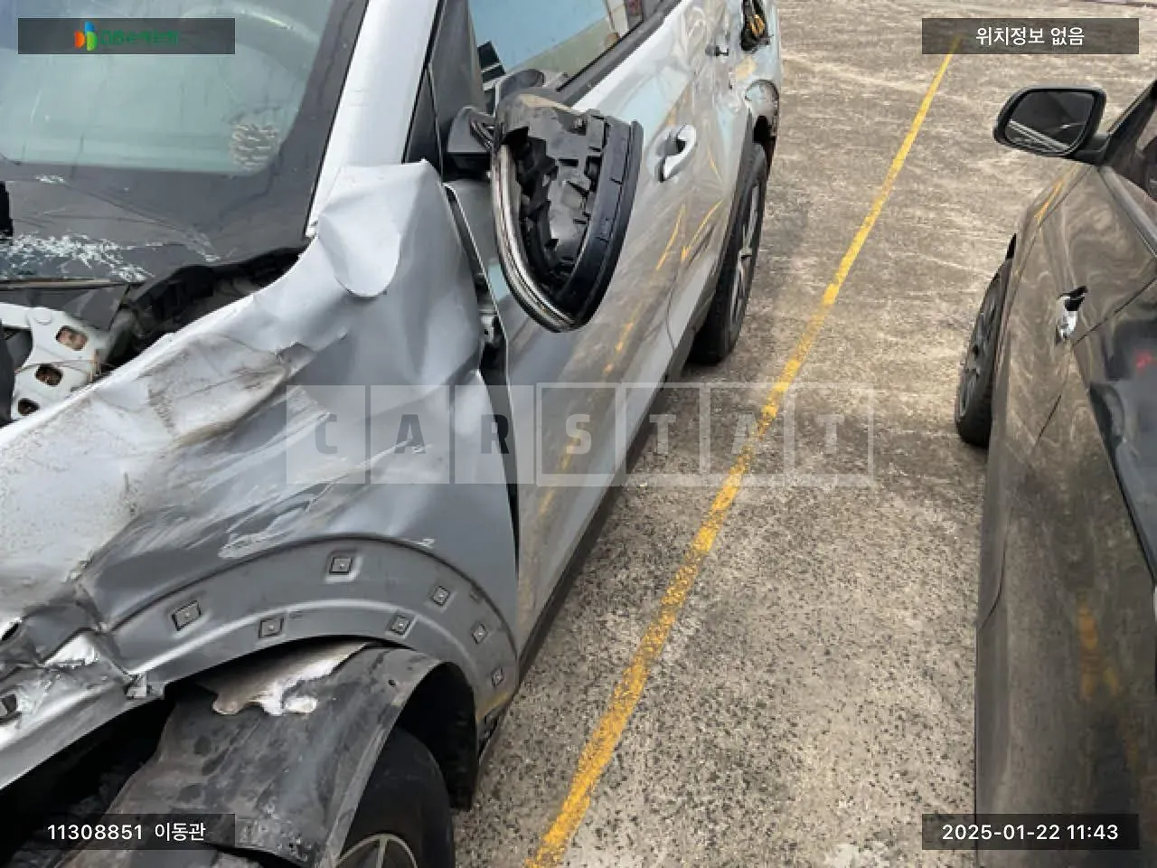 Photo 2 of 12: 2017 Hyundai Tucson, VIN KMHJ381ADHU404600 — Korean insurance auction