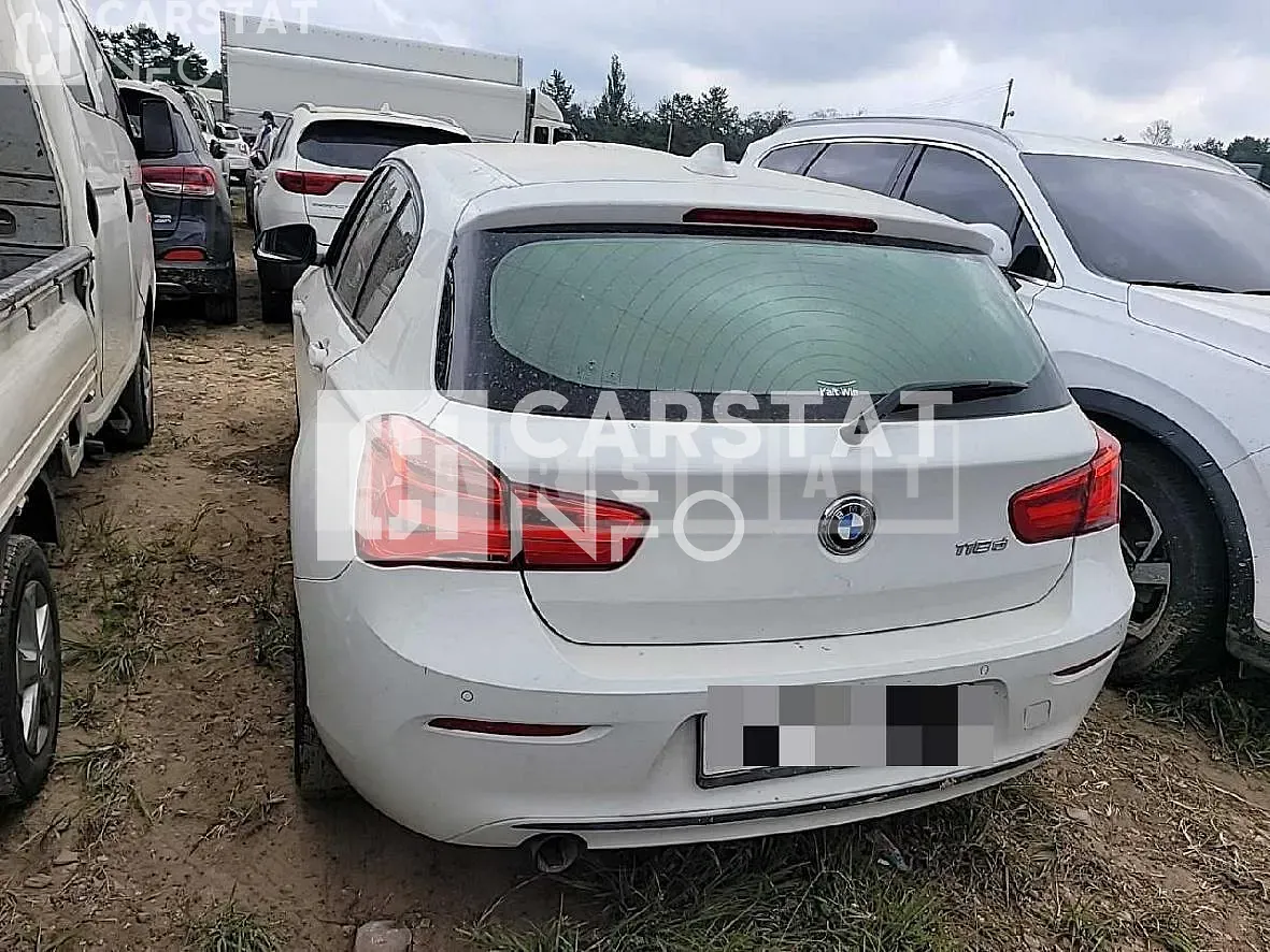 Photo 2 of 7: 2016 BMW Calm 118d — Korean insurance auction