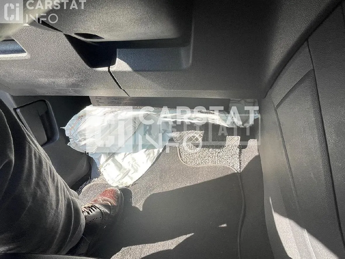 Photo 2 of 46: 2020 Volkswagen Tiguan 2.0 TDI, VIN WVGZZZ5NZLM123616 — Korean insurance auction