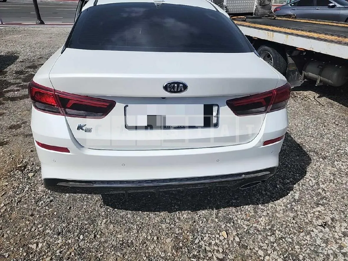 Photo 2 of 29: 2019 Kia K5 2.0, VIN KNAGU411BLA350833 — Korean insurance auction