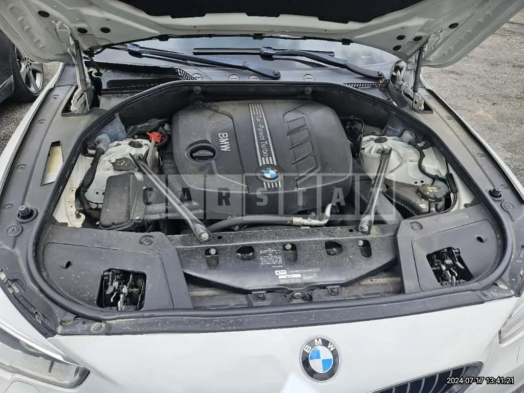Photo 2 of 17: 2017 BMW Gran Turismo Efficient Dynamics — Korean insurance auction