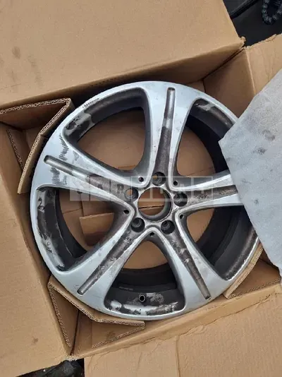 Photo 1 of 6: 2016 Mercedes-Benz (parts) E200 Light, Wheel — Korean insurance auction