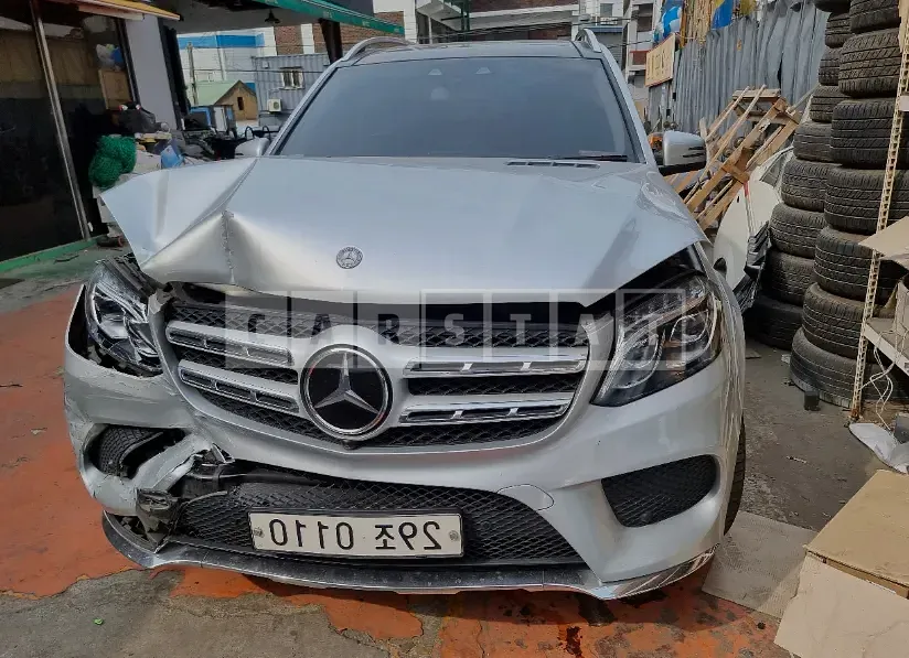 Photo 2 of 9: 2017 Mercedes-Benz GLS350d 4Matic, VIN WDCDF2EE7HA855259 — Korean insurance auction