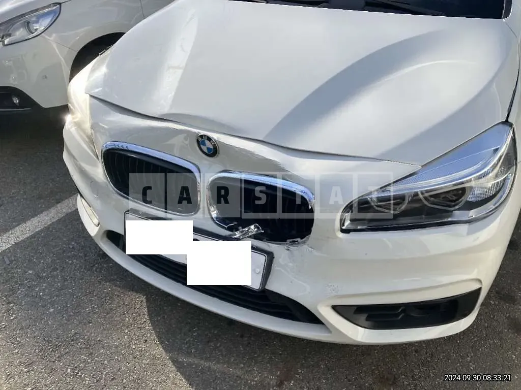 Photo 2 of 9: 2015 BMW Active Tourer — Korean insurance auction