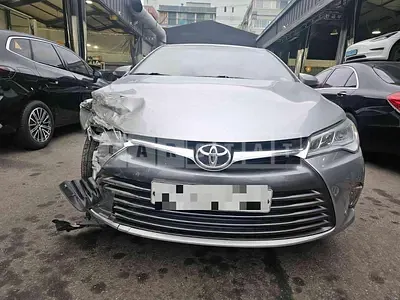 Photo 1 of 19: 2016 Toyota Camry — Korean insurance auction
