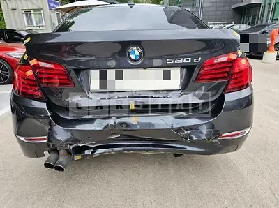 Photo 1 of 28: 2016 BMW 520d, VIN WBA5E5105GG210014 — Korean insurance auction
