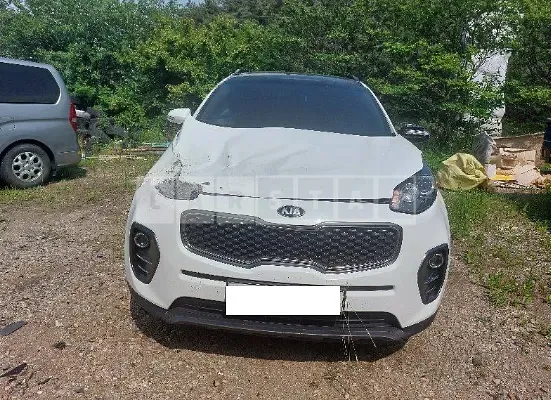 Photo 2 of 23: 2018 Kia Sportage, VIN KNAP6815GJK410569 — Korean insurance auction