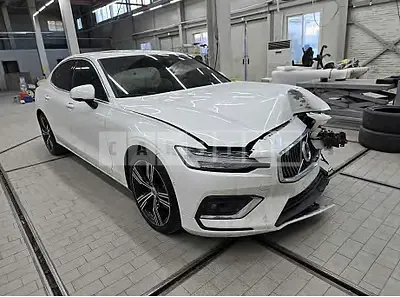Photo 1 of 18: 2022 Volvo S60 B5 — Korean insurance auction