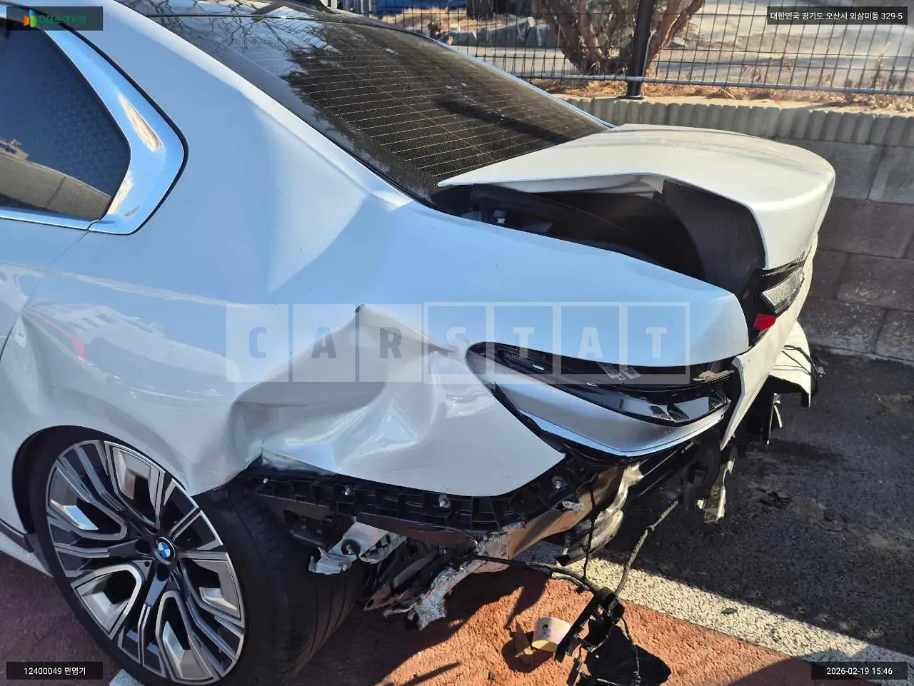 Photo 2 of 35: 2023 BMW 740i, VIN WBA21EH08PCN75511 — Korean insurance auction
