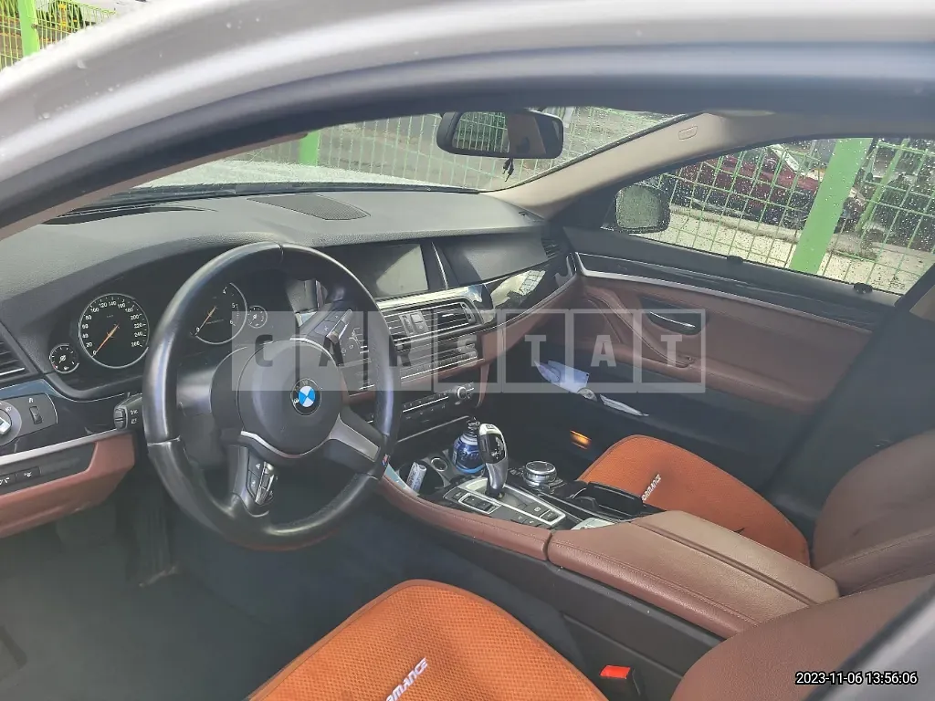 Photo 2 of 33: 2016 BMW 520d, VIN WBA5E5107GG208796 — Korean insurance auction