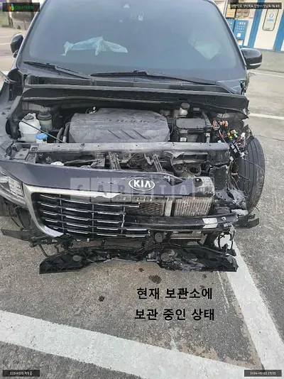 Photo 1 of 27: 2018 Kia Carnival, VIN KNAME81ABKS476186 — Korean insurance auction