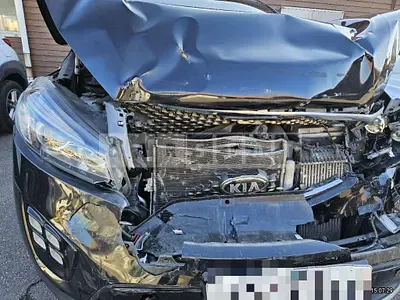 Photo 1 of 14: 2016 Kia Sorento — Korean insurance auction