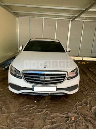 Photo 1 of 11: 2020 Mercedes-Benz E 300 4Matic, VIN W1KZF4KB6LA856855 — Korean insurance auction