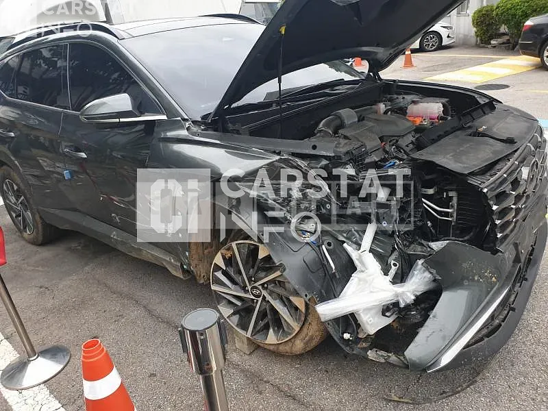 Photo 2 of 13: 2020 Hyundai Tucson Hybrid, VIN KMHJE811BMU002995 — Korean insurance auction