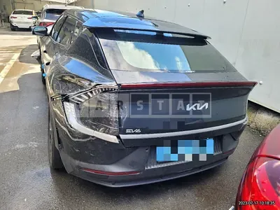 Photo 1 of 36: 2022 Kia EV6 Long Range Air 4WD, VIN KNAC281CPNA072327 — Korean insurance auction