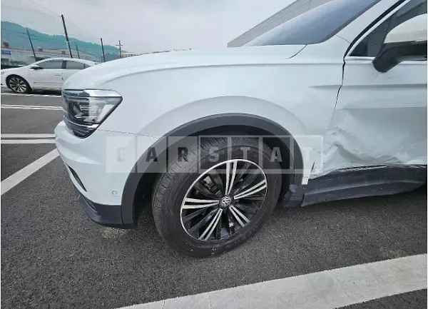 Photo 2 of 11: 2020 Volkswagen Tiguan 2.0 TDI — Korean insurance auction