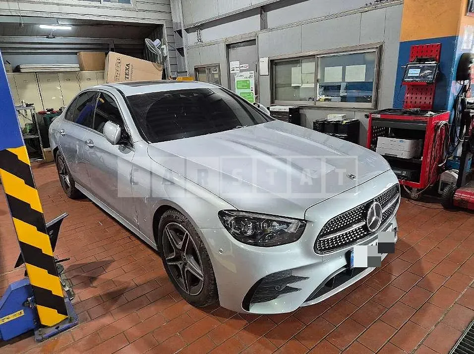 Photo 2 of 8: 2023 Mercedes-Benz E250 — Korean insurance auction