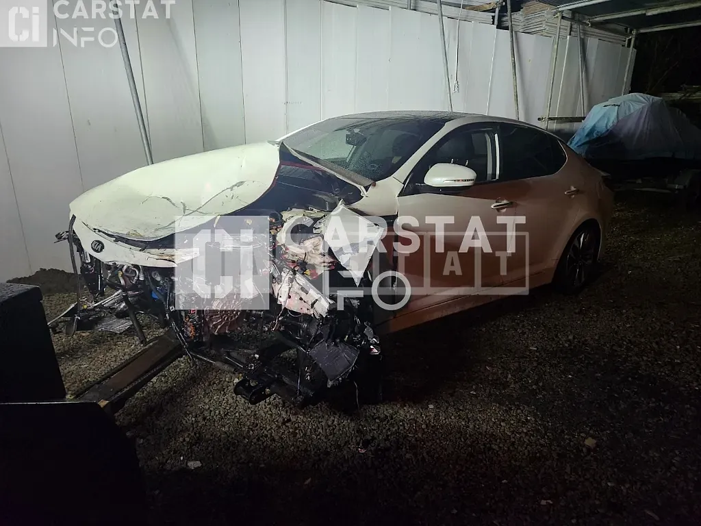Photo 2 of 2: 2014 Kia K5 2.0 — Korean insurance auction