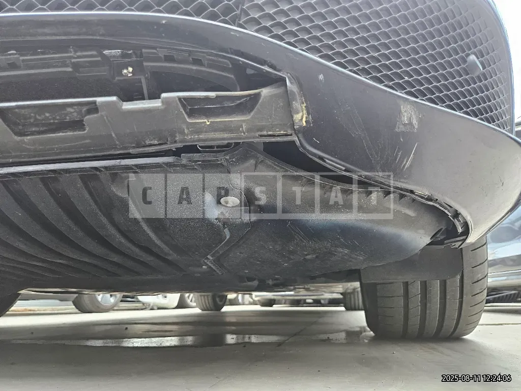 Photo 2 of 74: 2018 Mercedes-Benz E220 d 4Matic — Korean insurance auction