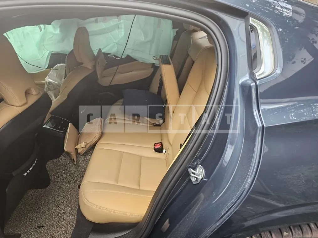 Photo 2 of 27: 2022 Volvo S60B5, VIN 7JRZSL12DNG189106 — Korean insurance auction