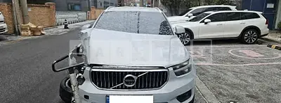 Photo 1 of 18: 2022 Volvo XC40 B4 AWD — Korean insurance auction