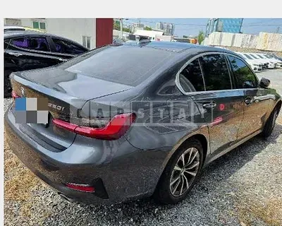 Photo 1 of 24: 2022 BMW 320i — Korean insurance auction