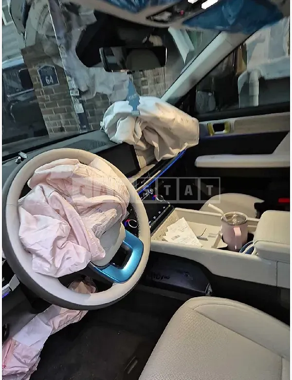 Photo 2 of 26: 2025 Hyundai Santa Fe — Korean insurance auction