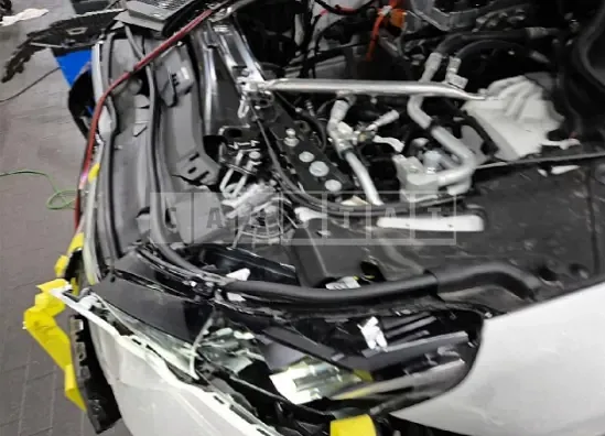 Photo 2 of 24: 2025 BMW i5 eDrive40 — Korean insurance auction