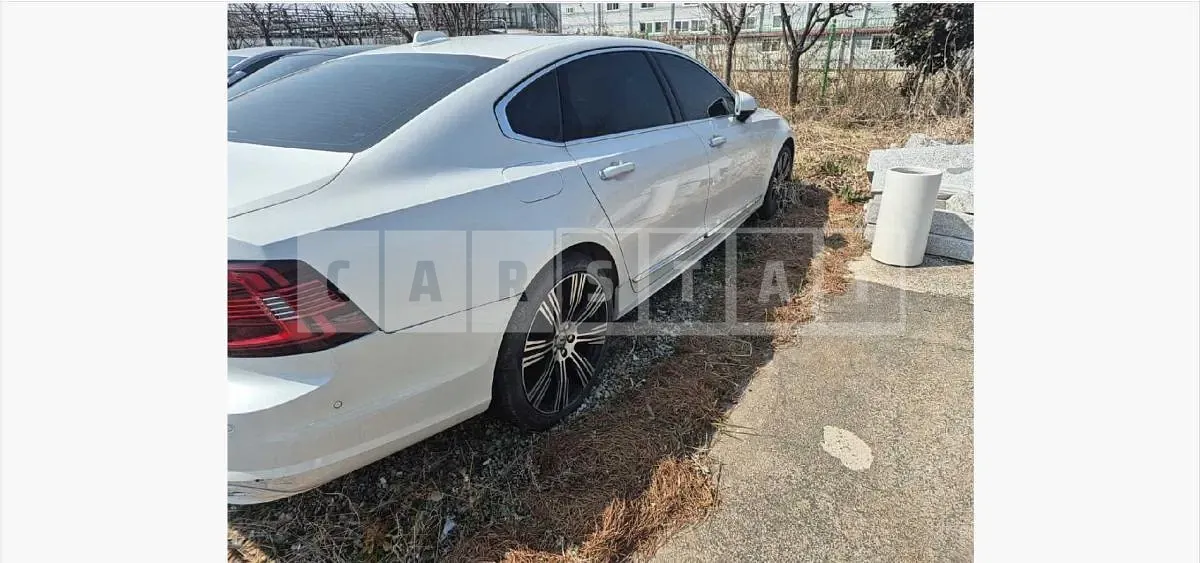 Photo 2 of 32: 2023 Volvo S90B6 AWD — Korean insurance auction