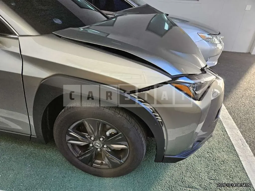 Photo 2 of 21: 2025 Lexus UX300h — Korean insurance auction