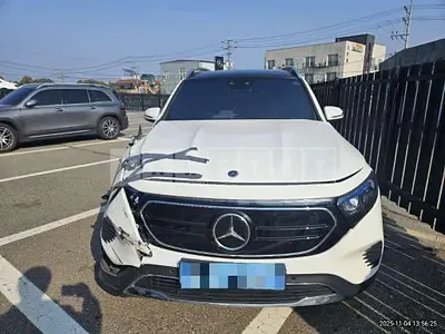 2024 Mercedes-Benz EQB300 4MATIC