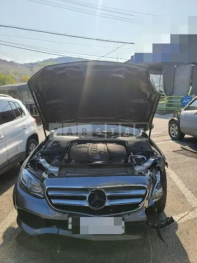 Photo 1 of 13: 2017 Mercedes-Benz E220d, VIN WDDZF0EBXHA218409 — Korean insurance auction