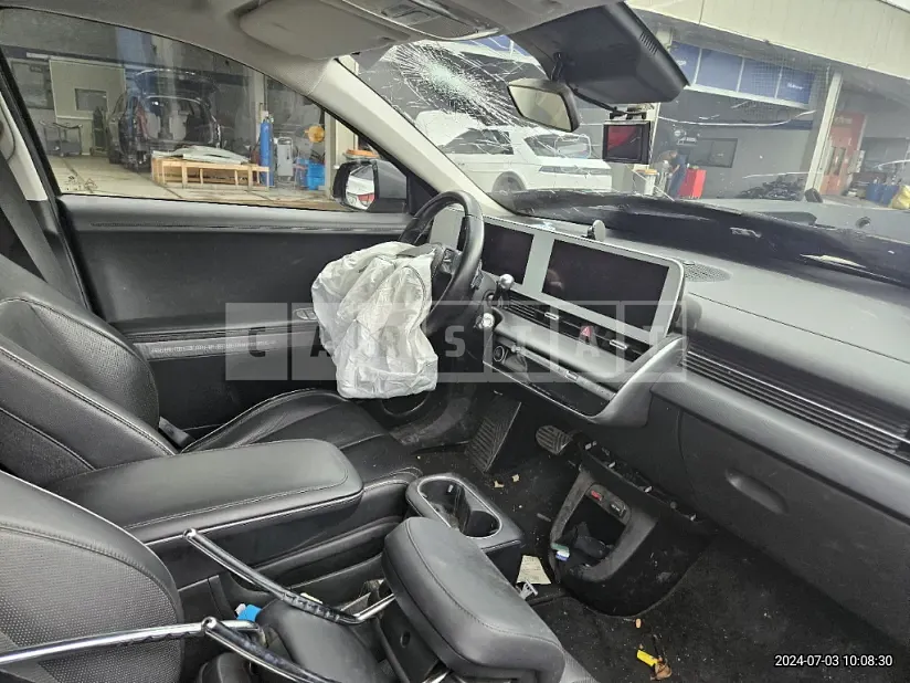 Photo 2 of 9: 2021 Hyundai IONIQ 5 Long Range — Korean insurance auction