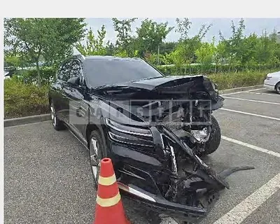 Photo 1 of 33: 2021 Genesis GV80 — Korean insurance auction