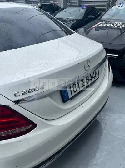 Photo 1 of 5: 2016 Mercedes-Benz C 220d, VIN WDDWF0EB1GF218321 — Korean insurance auction
