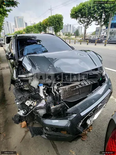 Photo 1 of 16: 2017 Hyundai Kona, VIN KMHK4815GJU014801 — Korean insurance auction