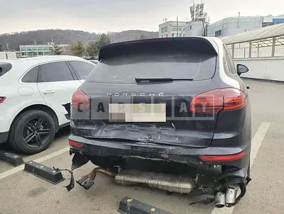 Photo 1 of 35: 2015 Porsche Cayenne Diesel, VIN WP1AF2928FLA36592 — Korean insurance auction
