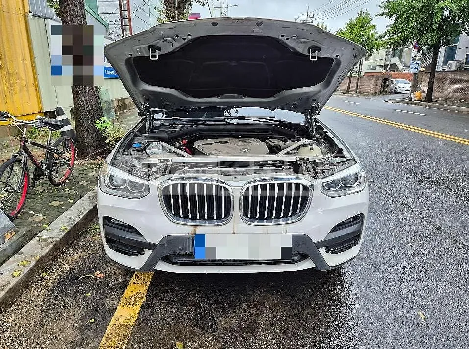 Photo 2 of 11: 2020 BMW X3 — Korean insurance auction